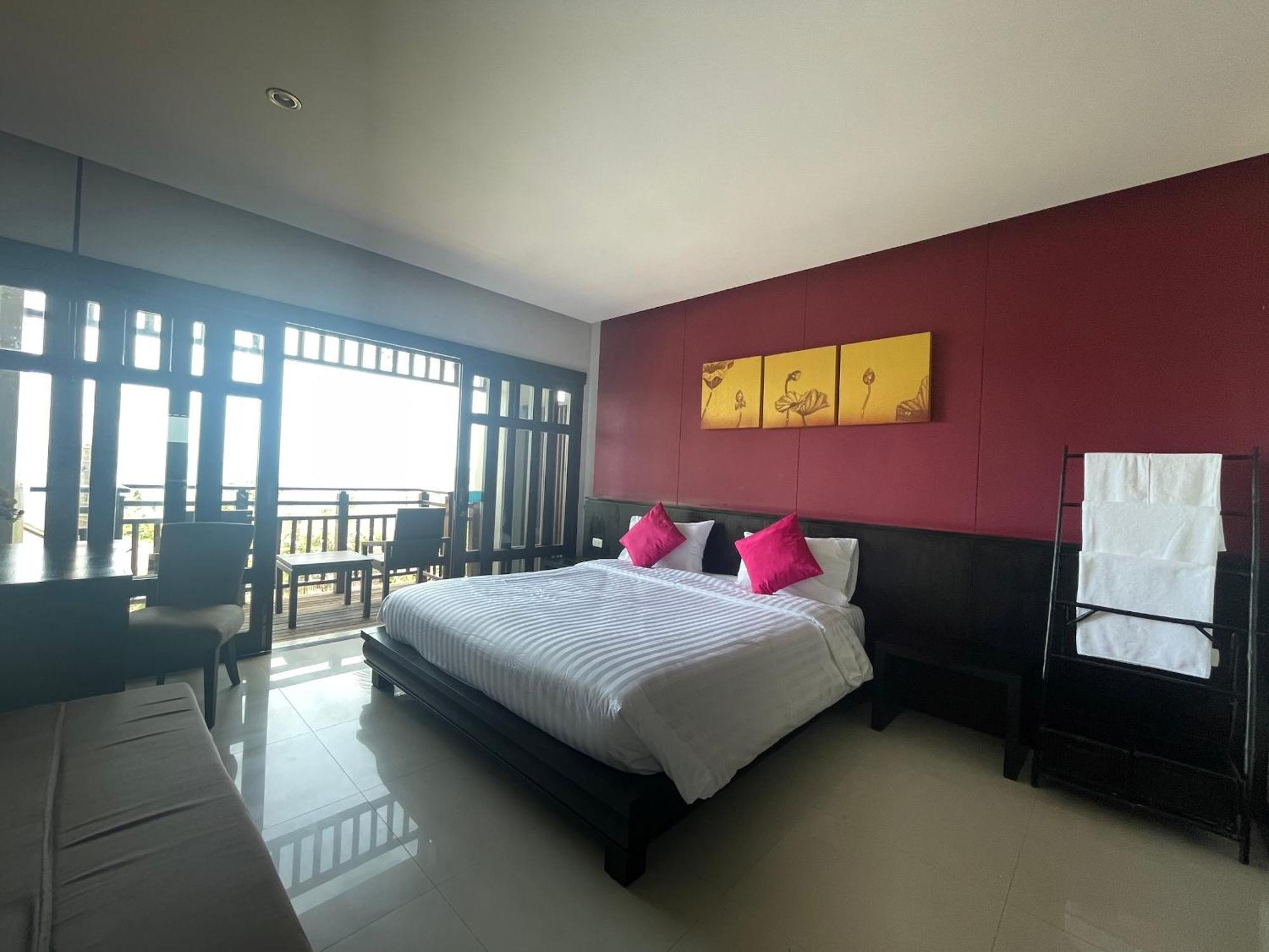 Bhundhari Koh Samui Resort Strand von Chaweng